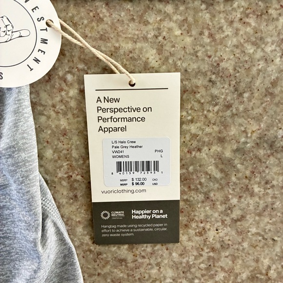 VUORI Women’s HALO CREW Long Sleeve in Pale Grey Heather Pullover Sz L  VW 241 - Picture 4 of 5